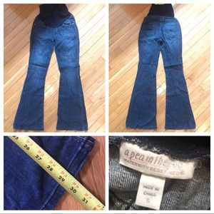 A Pea in the Pid maternity jeans